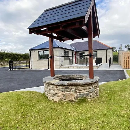 New The Gate Lodge At Dunnanew - 4 Star- Sleeps 5 Seaforde Exterior photo